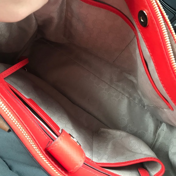 Michale kors Tote - Picture 4 of 5